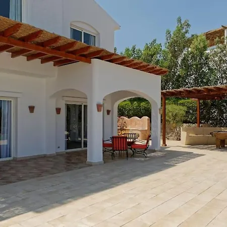 White Villa With Open Lagoon View